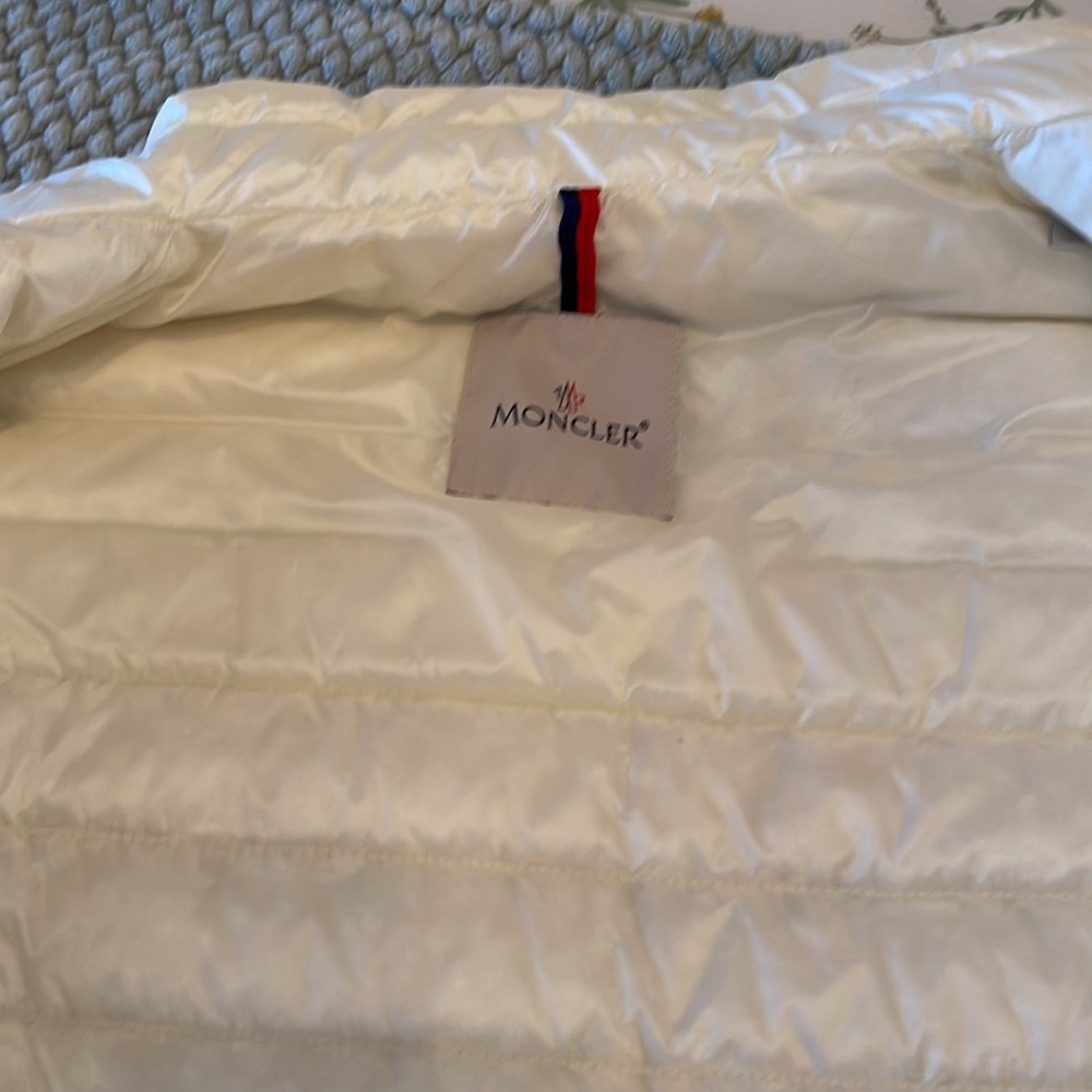 Moncler jacket - Picture 6 of 8